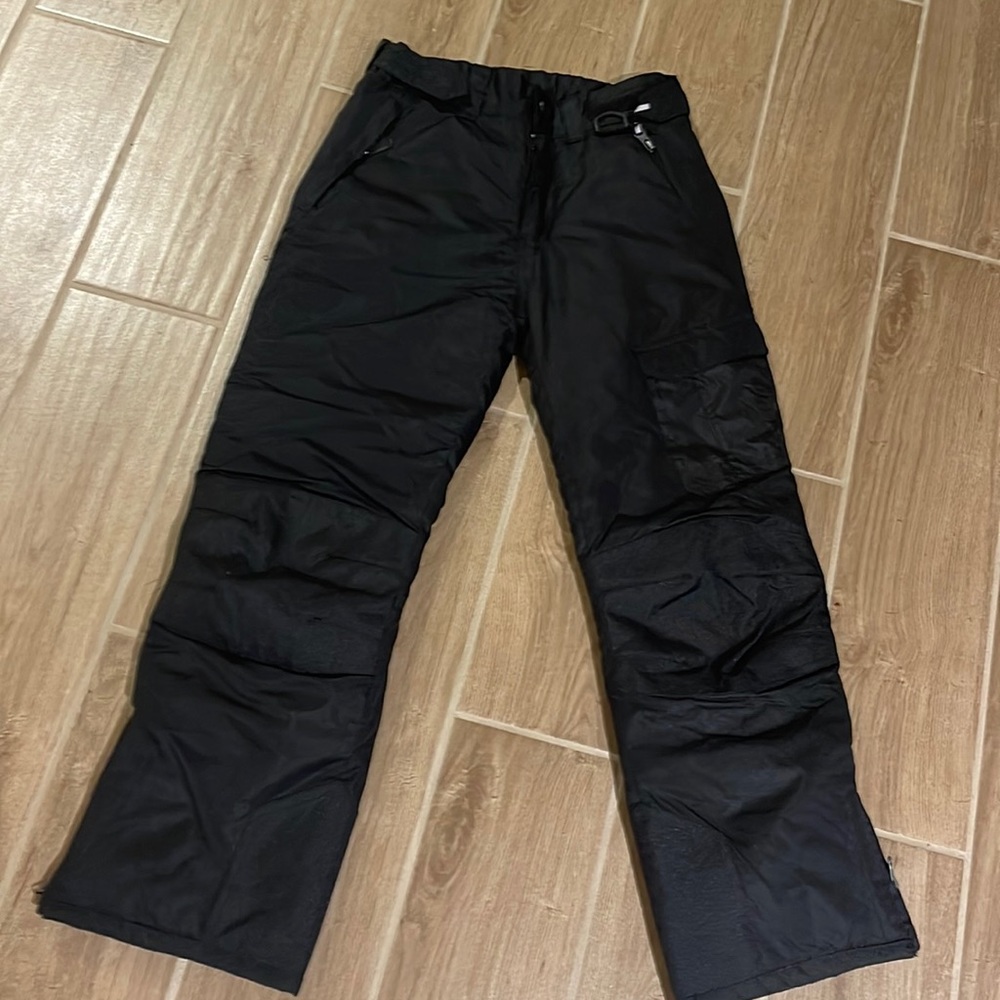 NWOT BOYS SNOW PANTS